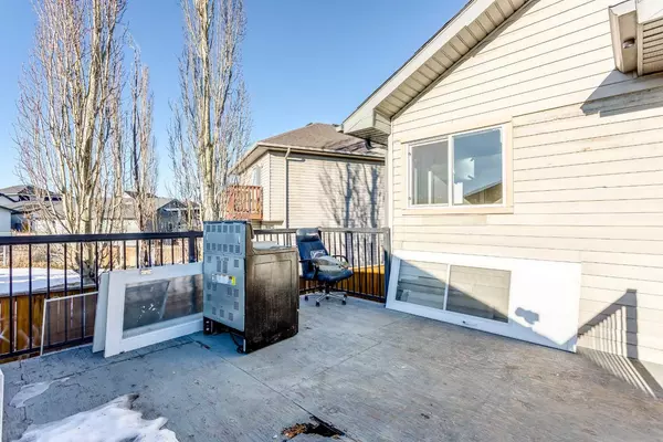 Calgary, AB T3J4Y1,51 Taralea CRES Northeast