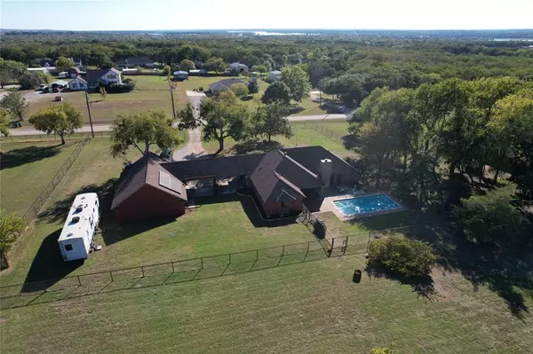 370 County Road 4929, Newark, TX 76071