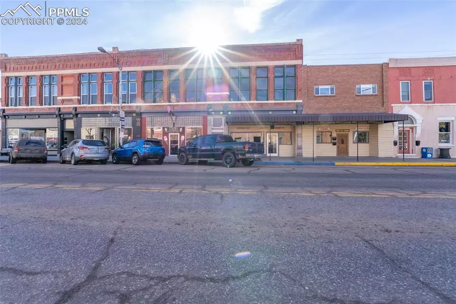 102-106 E Main ST, Florence, CO 81226