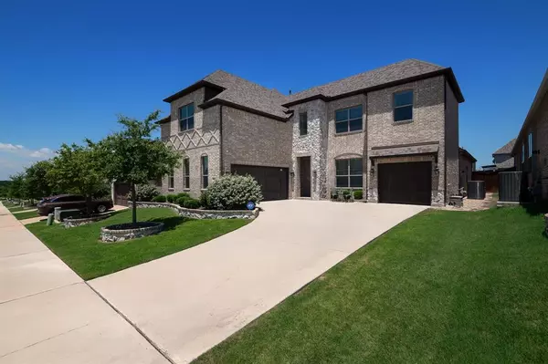 Rockwall, TX 75087,932 Hunters Creek Drive