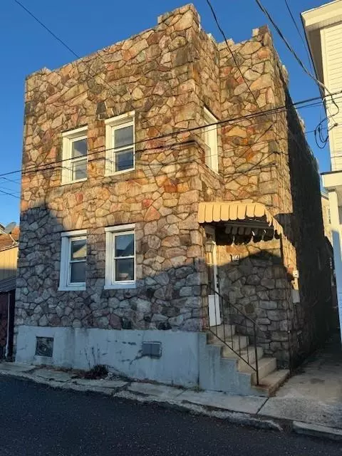 34 East Ridge Street, Summit Hill Borough, PA 18250