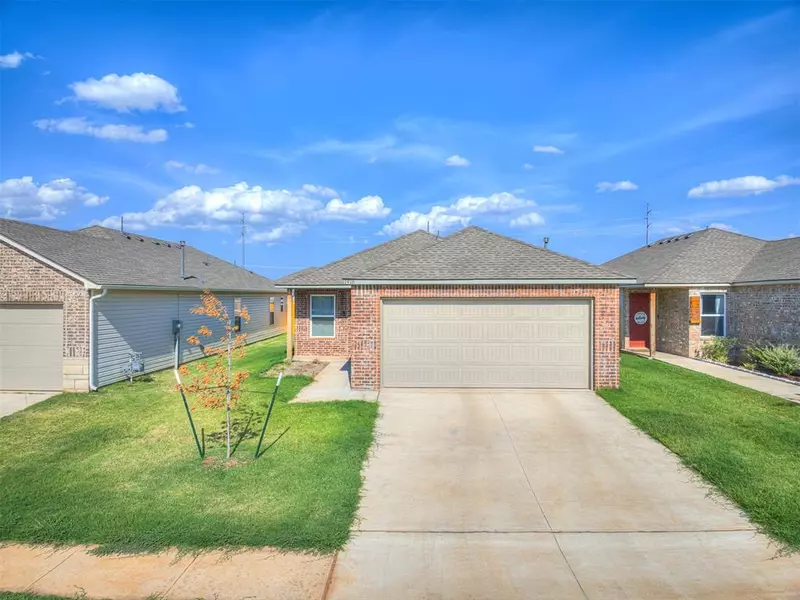 11916 Annette Drive, Yukon, OK 73099