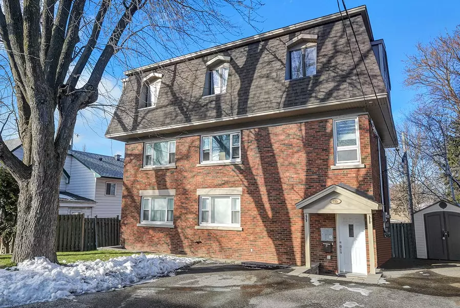 155 Clare ST #1, Westboro - Hampton Park, ON K1Z 7C3