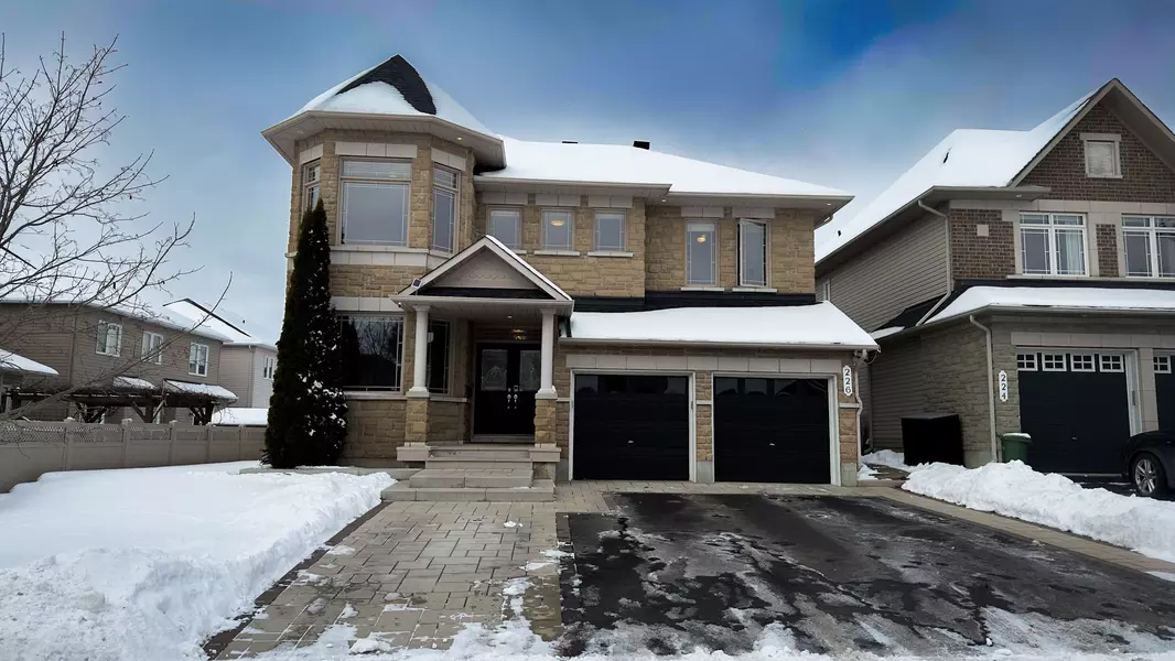 226 Marjan CRES, Barrhaven, ON K2J 0N2