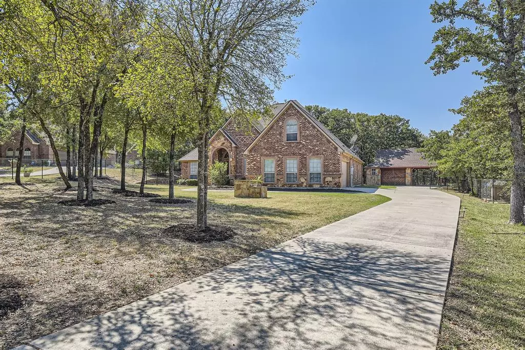 Azle, TX 76020,224 S Natural Springs Lane