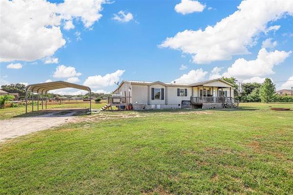 181 J E Woody Road, Springtown, TX 76082