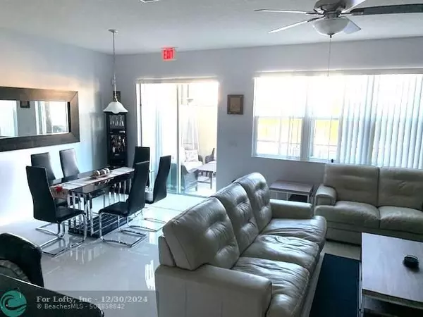 Kissimmee, FL 34746,3201 Tocoa Circle  #3