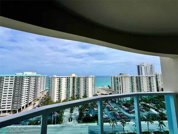 Hollywood, FL 33019,3800 S Ocean Dr  #1716