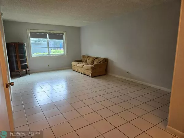 Oakland Park, FL 33311,659 W Oakland Park Blvd  #105-C