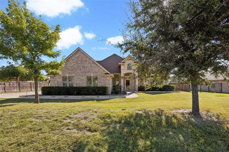 421 Gray Wolf Trail, Hudson Oaks, TX 76087