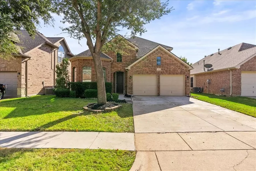 2675 Waterway Drive, Grand Prairie, TX 75054