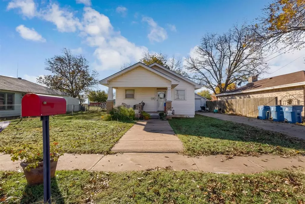 Winters, TX 79567,617 Tinkle Street