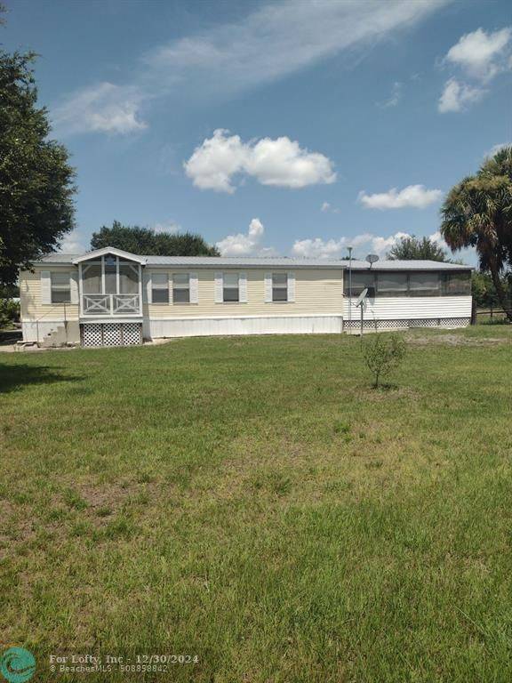 Okeechobee, FL 34972,17255 NW 272nd St