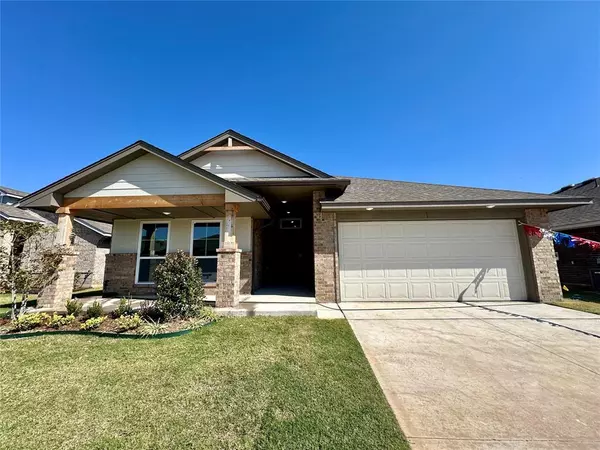 1100 Acacia Creek Drive, Yukon, OK 73099