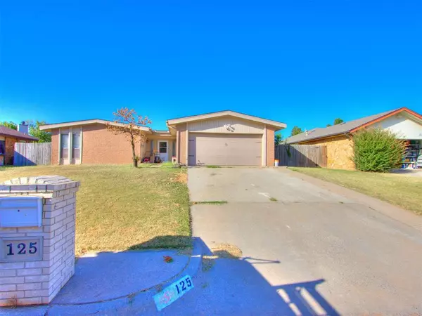 125 E Parkland Drive, Yukon, OK 73099