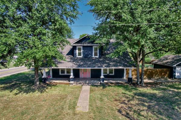 201 E Pecan Street, Edgewood, TX 75117