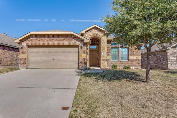 2812 Adams Fall Lane,  Fort Worth,  TX 76123