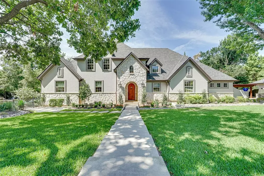 7161 Greentree Lane, Dallas, TX 75214