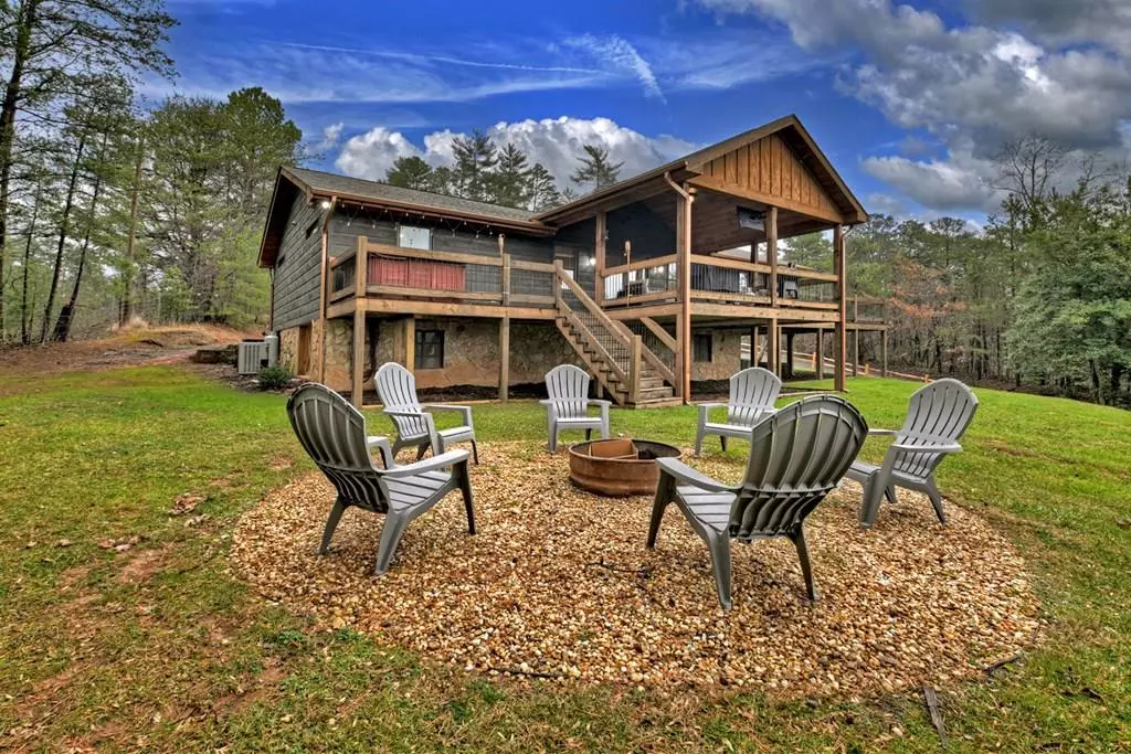 Blue Ridge, GA 30513,61 Pinewood Road