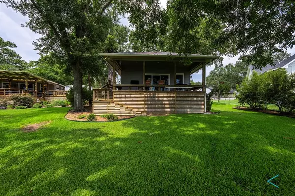 124 Surls Drive, Mabank, TX 75156