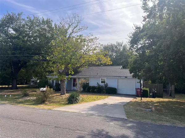 Bonham, TX 75418,1608 Cedar Street