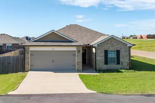 300 Ruffin, Mabank, TX 75147