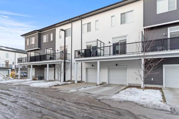 22 Walgrove Common Southeast, Calgary, AB T1X4C2