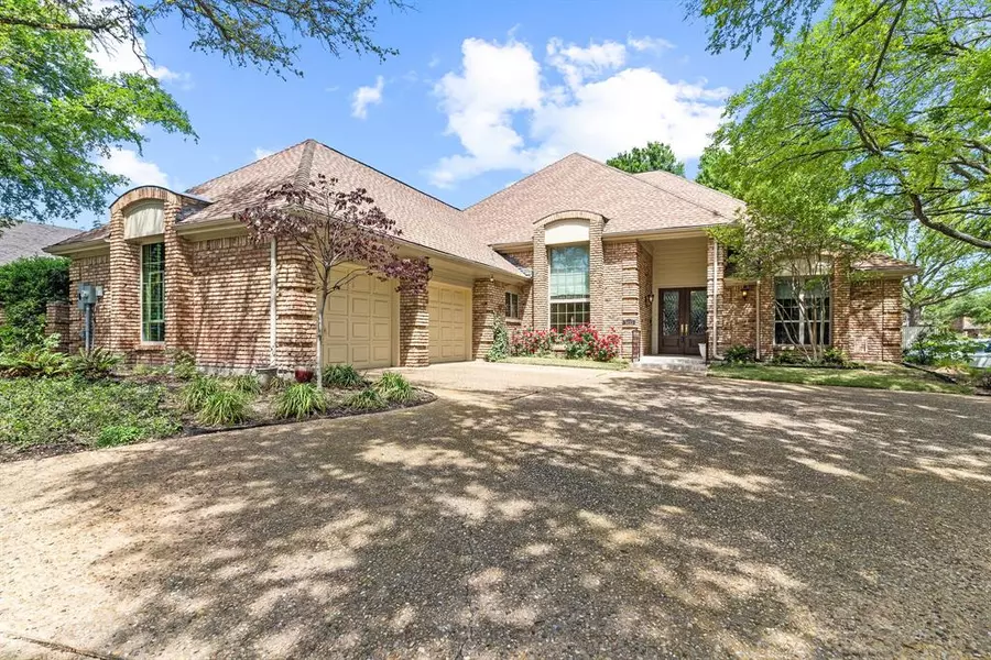 5033 Briar Tree Drive, Dallas, TX 75248