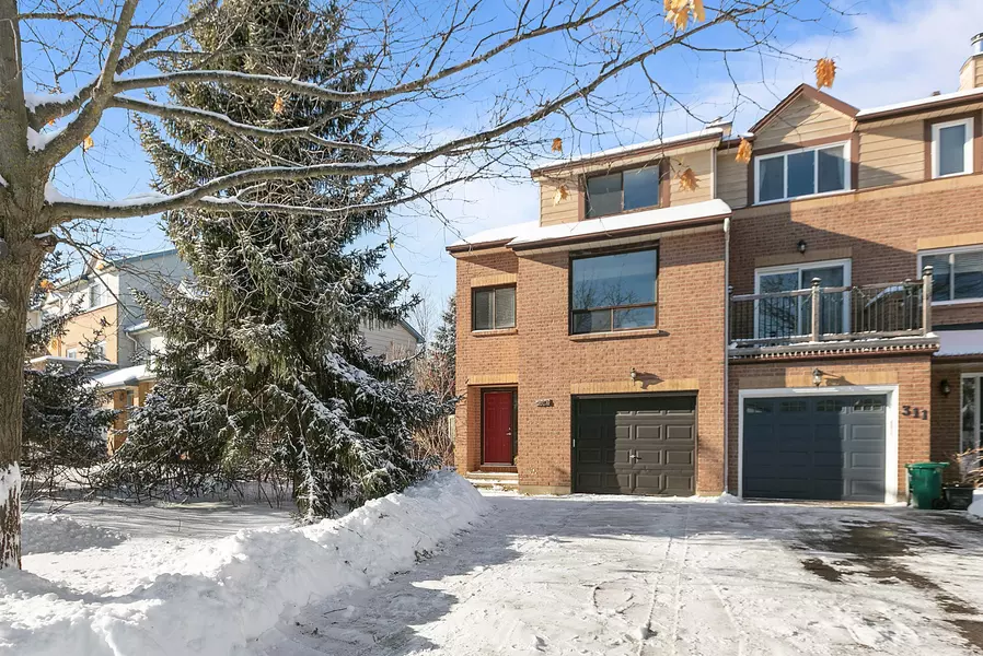 313 Knudson DR, Kanata, ON K2K 2P1