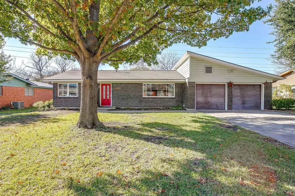 Benbrook, TX 76116,4616 Owendale Drive