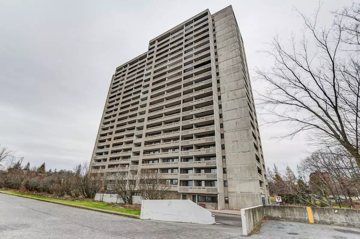 Ottawa, ON K2B 8G5,415 Greenview AVE #1901