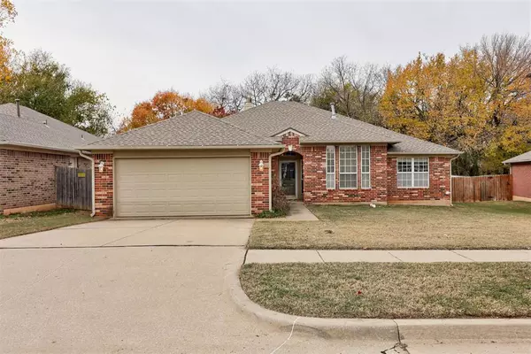 212 Mountain Oaks Drive, Norman, OK 73071