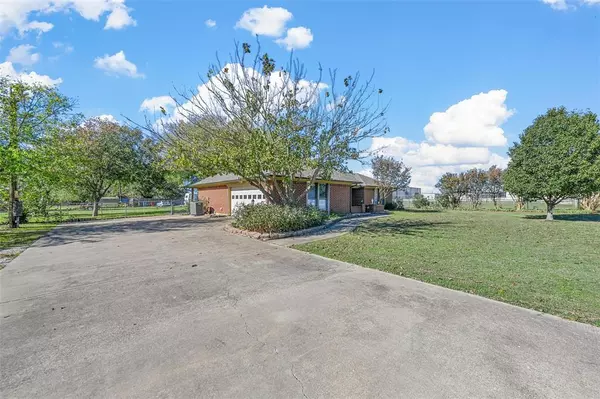 Decatur, TX 76234,126 Mockingbird Lane