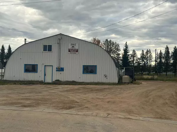 3908 42 AVE, Whitecourt, AB T7S1J2