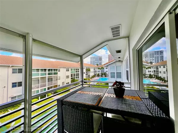 Pompano Beach, FL 33062,1461 S Ocean Blvd  #309