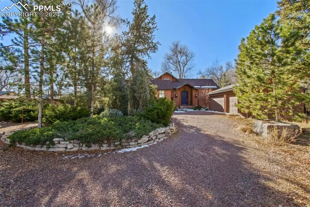 Colorado Springs, CO 80905,825 Oxford LN