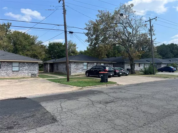 1450-1452 Fitzhugh Avenue, Paris, TX 75460