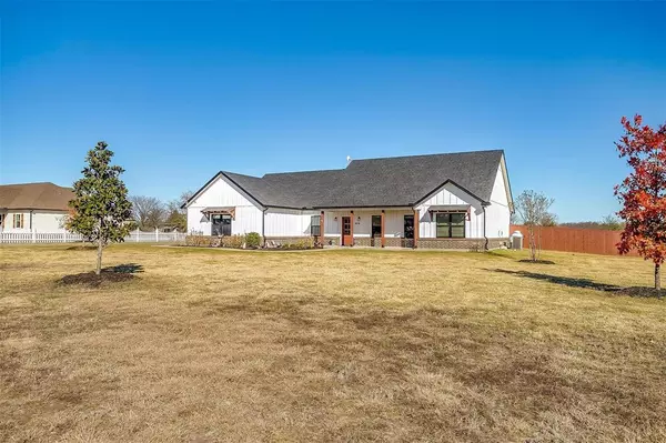 Grandview, TX 76050,6061 County Road 401