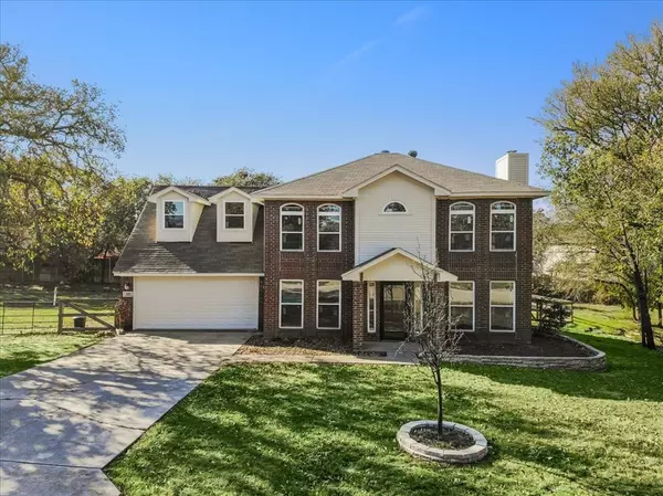 527 Oak Lake,  Lake Dallas,  TX 75065