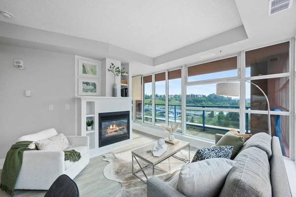 205 Riverfront AVE Southwest #908, Calgary, AB T2P 5K4