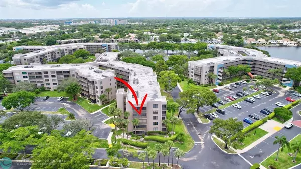 Pembroke Pines, FL 33026,1000 Colony Point Cir  #414