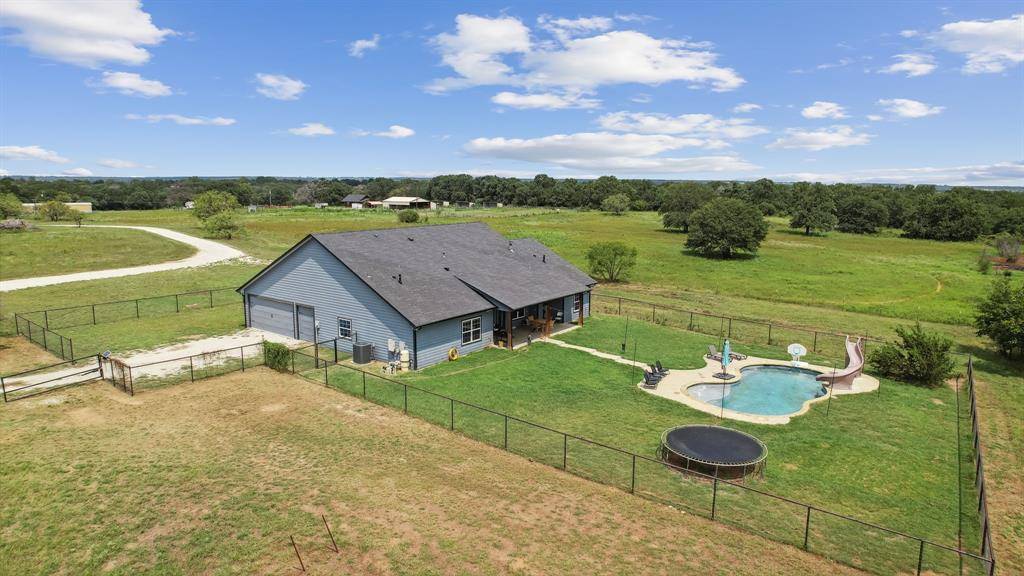 229 Gafford Street, Lipan, TX 76462