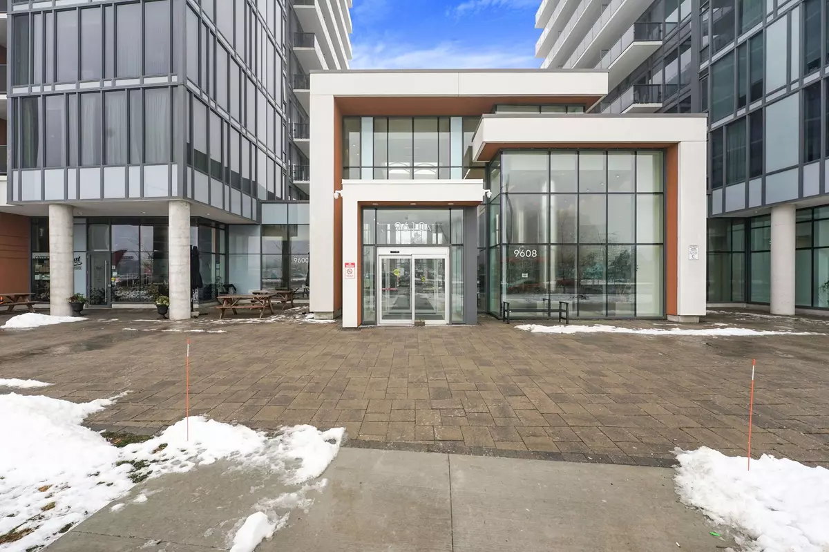 Richmond Hill, ON L4C 0X3,9600 Yonge ST #712B