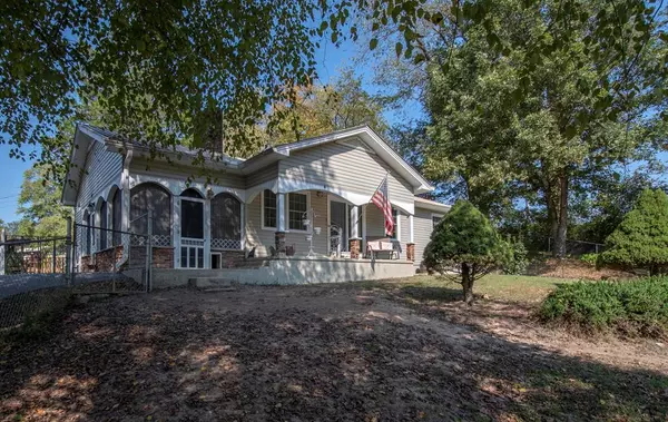 64 Ledford Lane, Hayesville, NC 28904