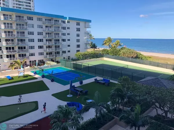 Pompano Beach, FL 33062,1800 S Ocean Blvd  #403