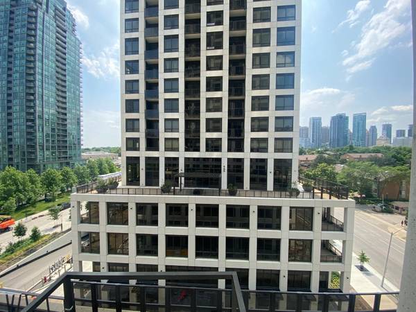 30 Elm DR E #509, Mississauga, ON L5B 0N6