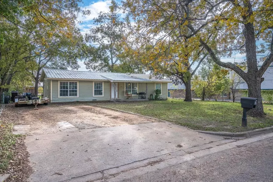 1146 Big Rock Street, Canton, TX 75103