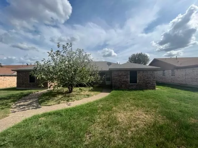 Cleburne, TX 76033,1300 N Nolan River Road #A