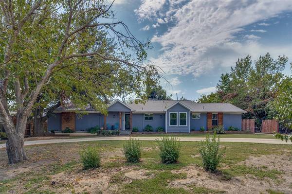 4904 Sachse Road,  Sachse,  TX 75048