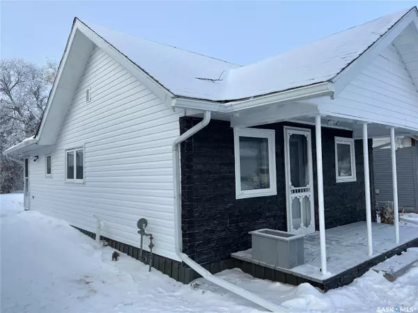 Moose Jaw, SK S6H 5T9,836 Outlook AVENUE SW